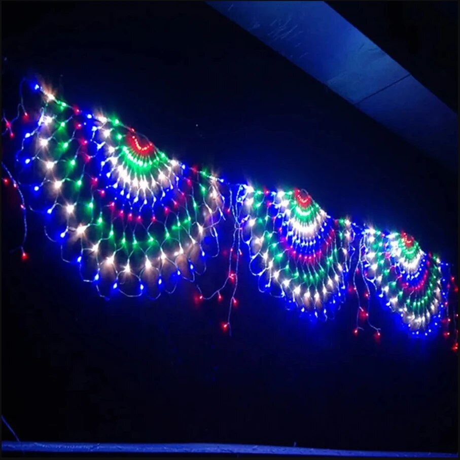 Outdoor Lighting Grid Screen - EU/US Plug 3.2*0.6M 420LED 3 Peacock